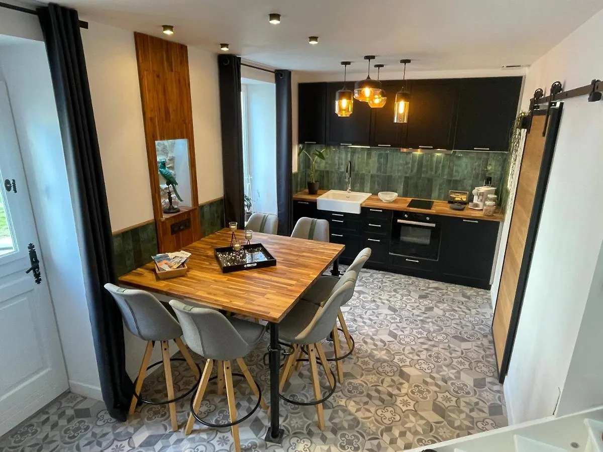 Bella Vita Maison De Charme Au Design Soigne ロリアン 別荘